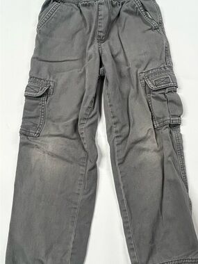 The Children’s Place - Boy’s Gray Cargo Pants - Size 6
